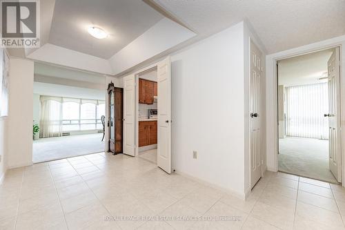 801 - 2180 Marine Drive, Oakville, ON - Indoor Photo Showing Other Room