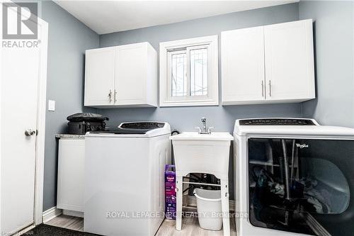 9 Hilda Street, Welland, ON - Indoor Photo Showing Laundry Room