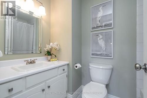 6 - 460 Beechwood Place, Waterloo, ON - Indoor Photo Showing Bathroom