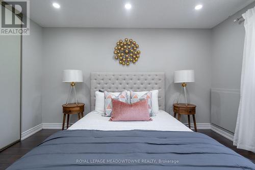 6 - 460 Beechwood Place, Waterloo, ON - Indoor Photo Showing Bedroom