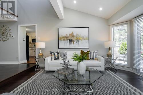 6 - 460 Beechwood Place, Waterloo, ON - Indoor Photo Showing Living Room