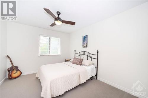 37 Slade Crescent, Ottawa, ON - Indoor Photo Showing Bedroom