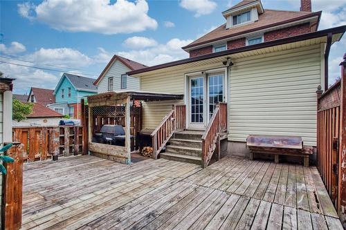 90 Tuxedo Avenue S, Hamilton, ON - Outdoor With Deck Patio Veranda With Exterior