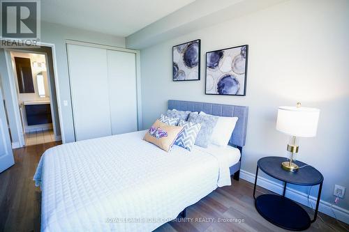 2009 - 100 Upper Madison Avenue, Toronto, ON - Indoor Photo Showing Bedroom