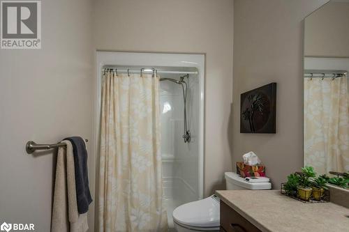 26 Hanover Court Unit# 14, Belleville, ON - Indoor Photo Showing Bathroom