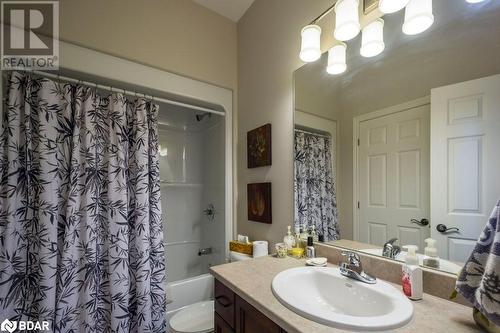 26 Hanover Court Unit# 14, Belleville, ON - Indoor Photo Showing Bathroom