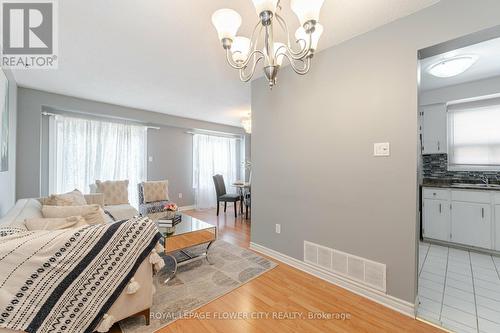 2452 Hemus Square, Mississauga, ON - Indoor