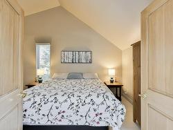 Master bedroom - 