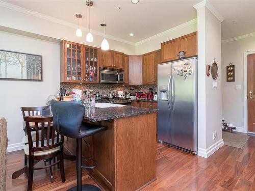 304-2006 Troon Crt, Langford, BC - Indoor Photo Showing Kitchen With Double Sink