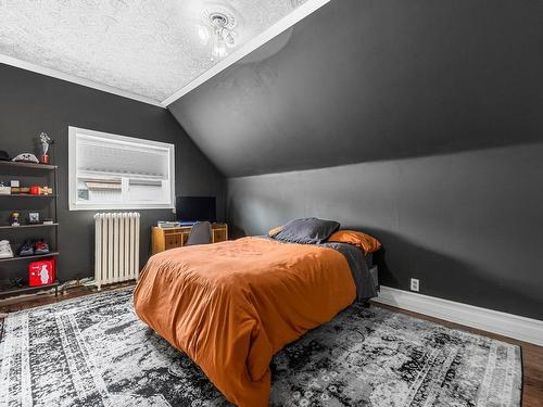 193 Seymour Street, Kamloops, BC - Indoor Photo Showing Bedroom