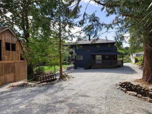 5610 Arvay Rd, Port Alberni, BC 