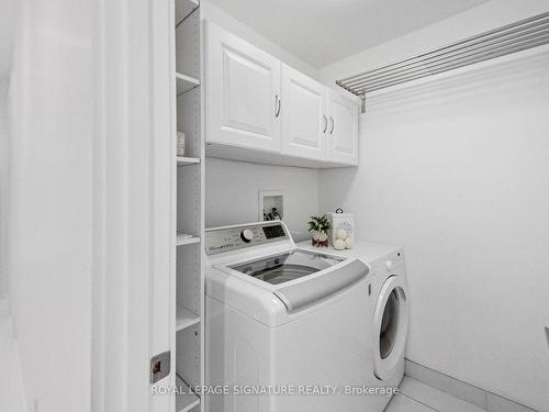 245 Claremont St, Toronto, ON - Indoor Photo Showing Laundry Room