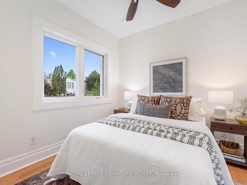 275 Queensdale Ave, Toronto, ON - Indoor Photo Showing Bedroom