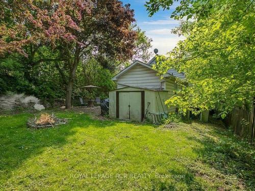 19043 Centre St, East Gwillimbury, ON - Outdoor