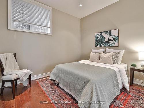 19 Lemsford Dr, Markham, ON - Indoor Photo Showing Bedroom