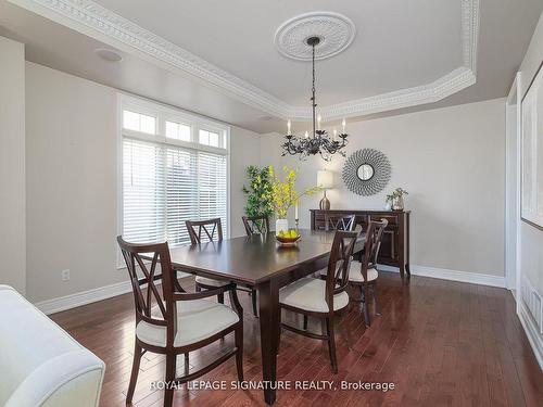 19 Lemsford Dr, Markham, ON - Indoor Photo Showing Dining Room