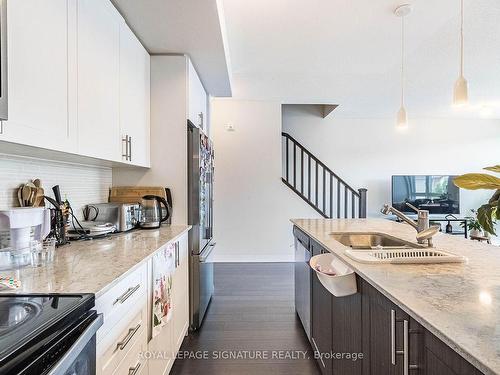 202-1202 Main St E, Milton, ON - Indoor Photo Showing Kitchen With Double Sink With Upgraded Kitchen