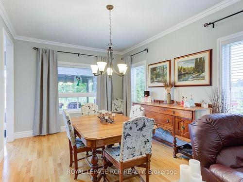 300 Mccord St, Wellington North, ON - Indoor Photo Showing Dining Room