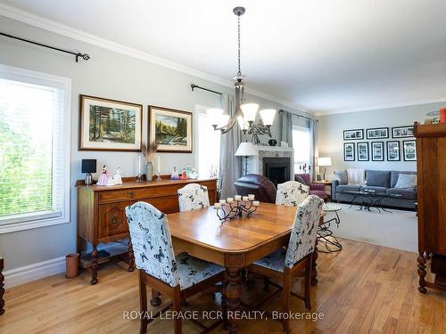 300 Mccord St, Wellington North, ON - Indoor Photo Showing Dining Room