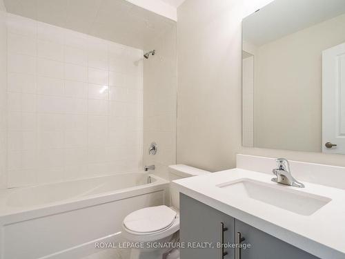 57-40 Zinfandel Dr, Hamilton, ON - Indoor Photo Showing Bathroom