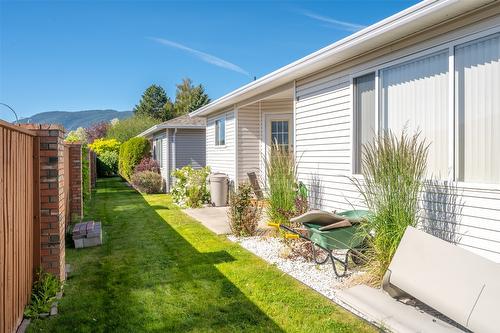 506 Red Wing Drive, Penticton, BC - Outdoor