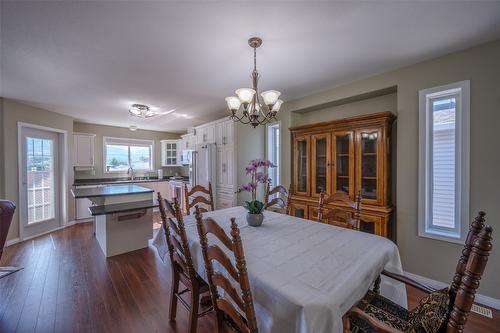 506 Red Wing Drive, Penticton, BC - Indoor Photo Showing Dining Room