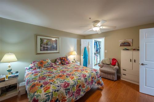 105-2401 South Main Street, Penticton, BC - Indoor Photo Showing Bedroom