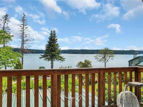 1710 Wood Rd, Campbell River, BC 