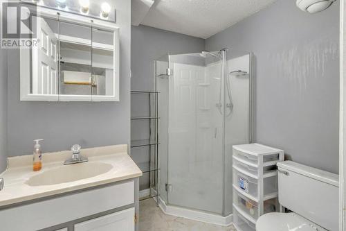 2763 Norwood Street, Prince George, BC - Indoor Photo Showing Bathroom