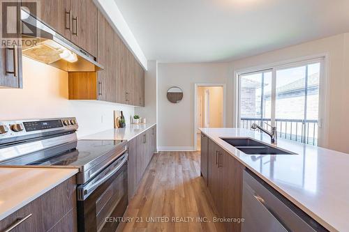 1076 Rippingale Trail, Peterborough, ON - Indoor Photo Showing Kitchen With Double Sink With Upgraded Kitchen