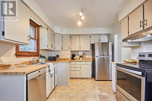 14 Lausanne Crescent, Toronto, ON - Indoor Photo Showing Kitchen With Stainless Steel Kitchen With Double Sink