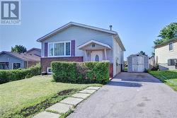 15 CLUTHE Crescent  Kitchener, ON N2P 1N1