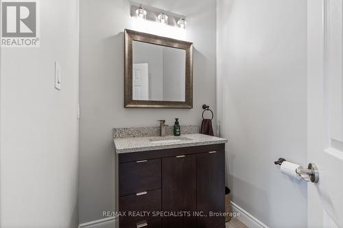 4152 Arbourfield Drive, Burlington (Rose), ON - Indoor Photo Showing Bathroom