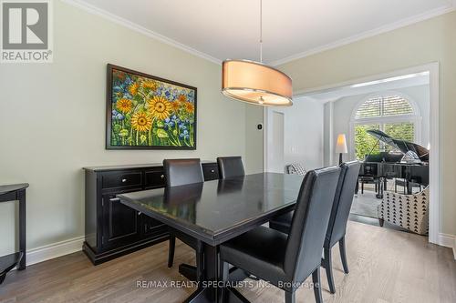 4152 Arbourfield Drive, Burlington, ON - Indoor Photo Showing Dining Room