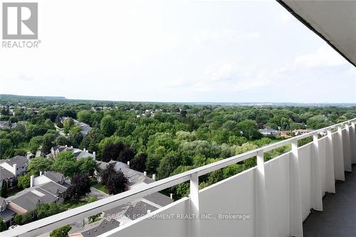 1610 - 2055 Upper Middle Road, Burlington, ON -  With View