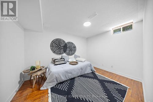 5464 Red Brush Drive, Mississauga, ON - Indoor Photo Showing Bedroom