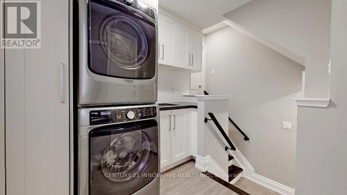 1091 Laurier Avenue, Milton, ON - Indoor Photo Showing Laundry Room