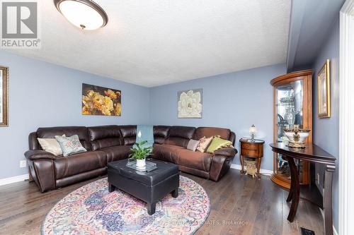 8 Edwin Drive, Brampton, ON - Indoor Photo Showing Living Room