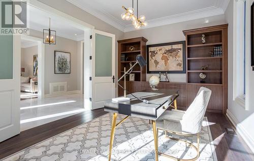 233 Indian Valley Trail, Mississauga, ON - Indoor Photo Showing Dining Room