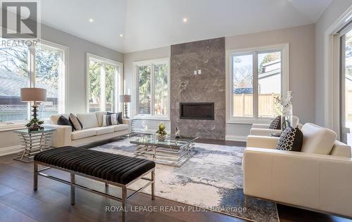 233 Indian Valley Trail, Mississauga, ON - Indoor Photo Showing Living Room With Fireplace