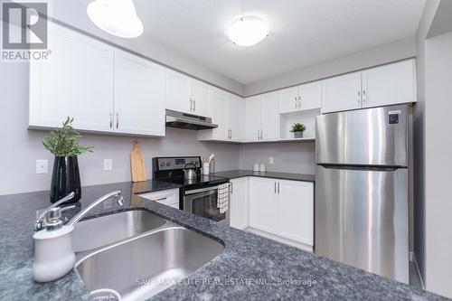 56 Honey Street, Cambridge, ON - Indoor Photo Showing Kitchen With Double Sink