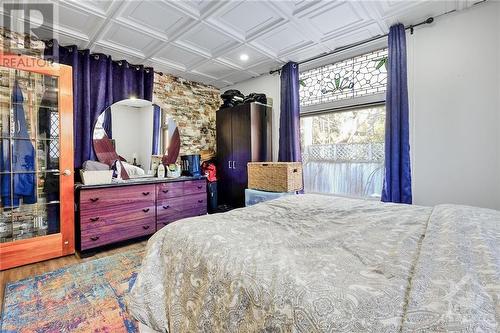 1031 Carling Avenue, Ottawa, ON - Indoor Photo Showing Bedroom