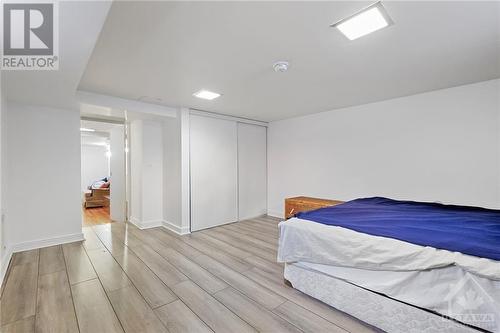 1031 Carling Avenue, Ottawa, ON - Indoor Photo Showing Bedroom