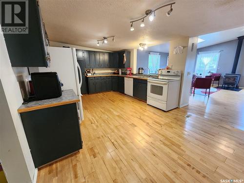 726 Mann Avenue, Radville, SK - Indoor Photo Showing Kitchen