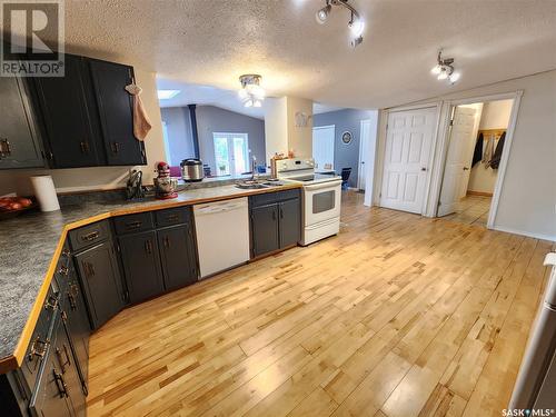 726 Mann Avenue, Radville, SK - Indoor Photo Showing Kitchen