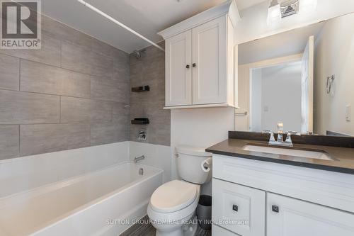 1406 - 260 Queens Quay W, Toronto, ON - Indoor Photo Showing Bathroom