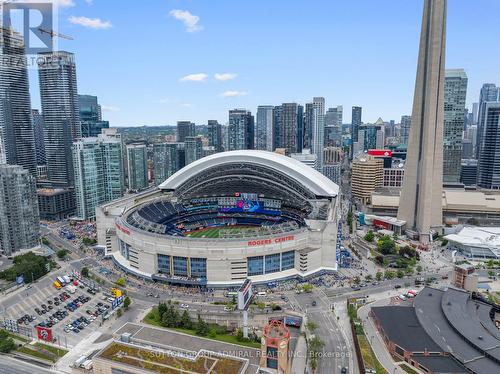 1406 - 260 Queens Quay W, Toronto, ON - Outdoor With View