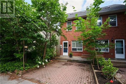 37 Myrand Avenue, Ottawa, ON - Outdoor