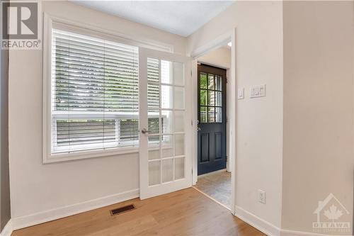 37 Myrand Avenue, Ottawa, ON - Indoor Photo Showing Other Room