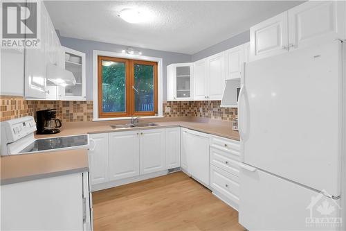 37 Myrand Avenue, Ottawa, ON - Indoor Photo Showing Kitchen With Double Sink